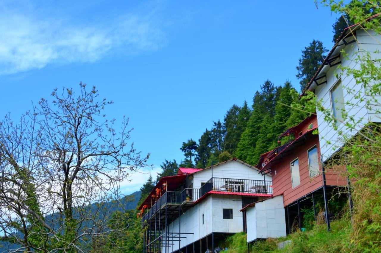 Aamod Resorts Dalhousie ! Luxury Cottage Resort Экстерьер фото